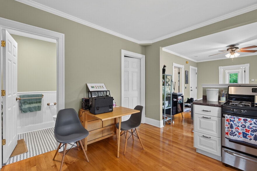 More Photos Of 446 Madison St NE, Minneapolis Multifamily For Sale