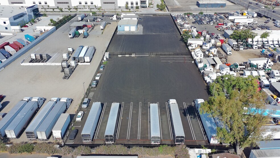 More Photos Of 10157-10167 Live Oak Ave, Fontana Land For Lease