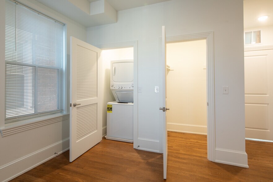 More Photos Of 228 E Hanover St, Trenton Apartments For Sale