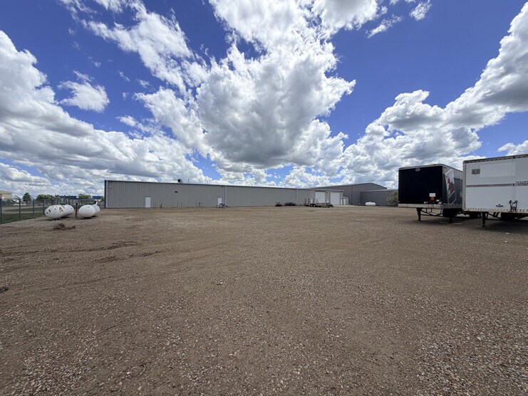 More Photos Of 4314 Centurion Dr, Bismarck Warehouse For Sale
