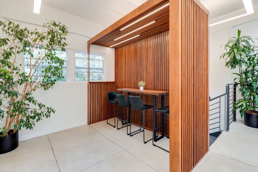 More Photos Of 185 Clara St, San Francisco Office For Lease