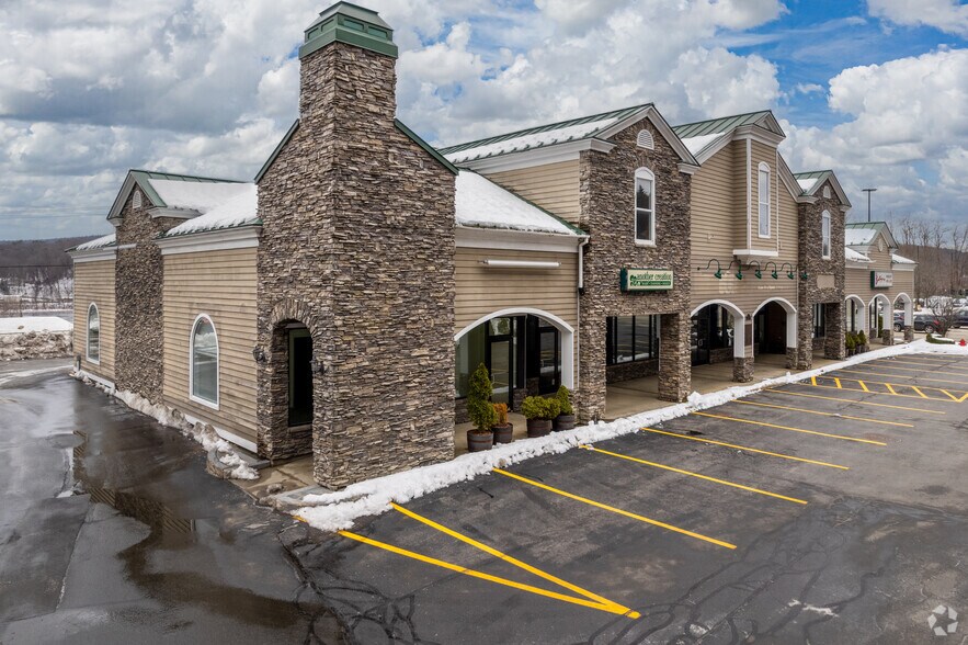 More Photos Of 11 George's Fld, Hinsdale Unknown For Lease