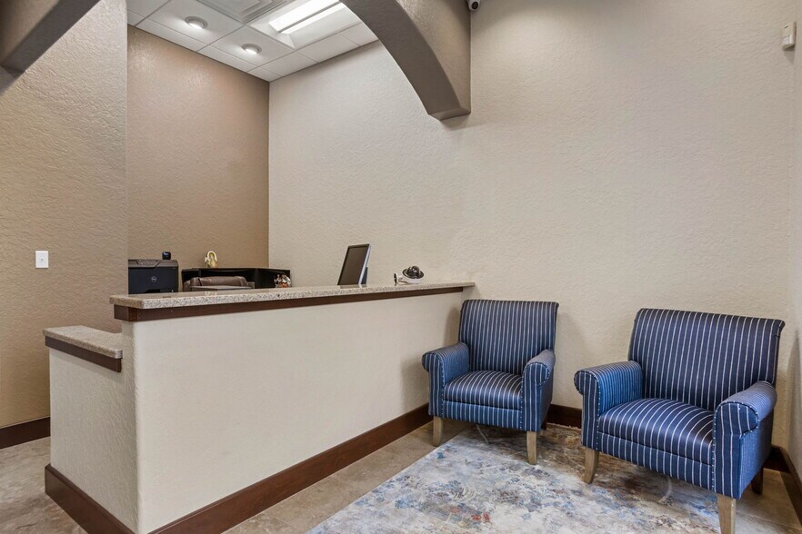 More Photos Of 8810 Commodity Cir, Orlando Coworking Space