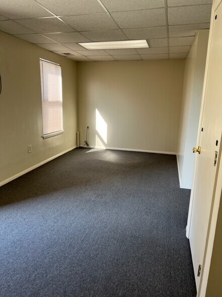 More Photos Of 3525 Ellicott Mills Dr, Ellicott City Office For Lease