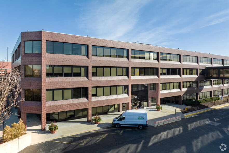 Primary Photo Of 720 E Butterfield Rd, Lombard Office For Lease