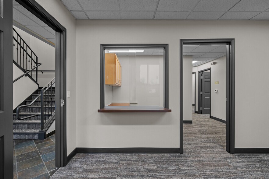 More Photos Of 1184 McGee Ct NE, Keizer Medical For Lease