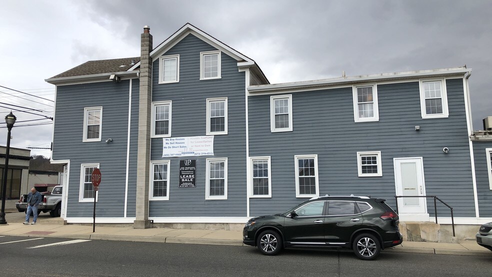 More Photos Of 80 Broad St, Phillipsburg Office Residential For Sale