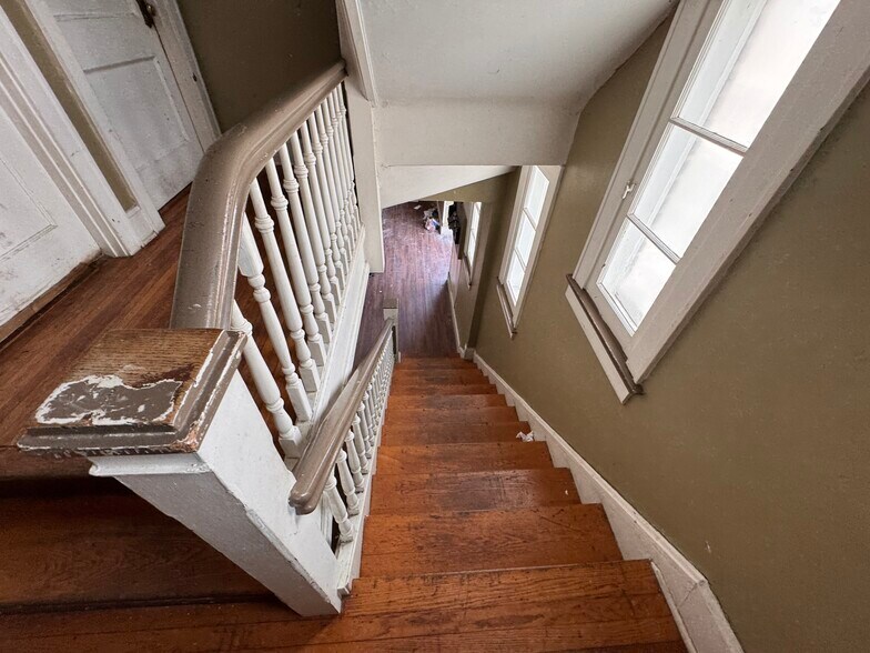 More Photos Of 901-903 McPherson Ave, Cincinnati Apartments For Sale