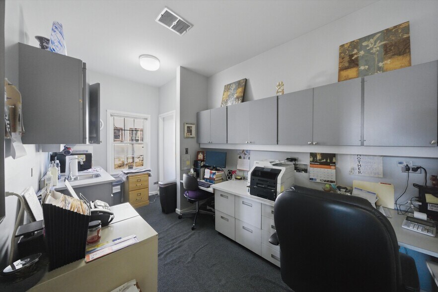 More Photos Of 3624 216th St, Matteson Flex For Sale