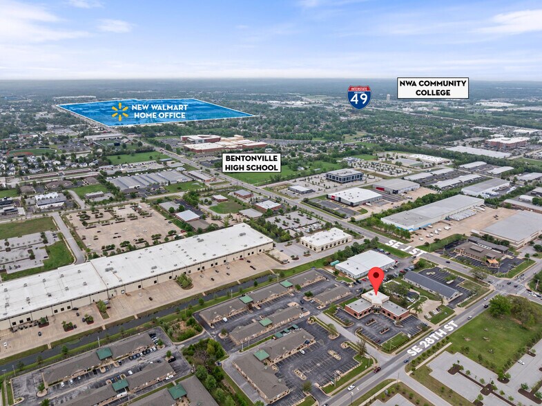 More Photos Of 1001 SE 28th St, Bentonville Office For Lease