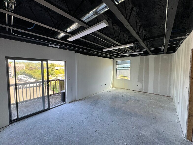 More Photos Of 5810 Commerce Blvd, Rohnert Park Warehouse For Sale