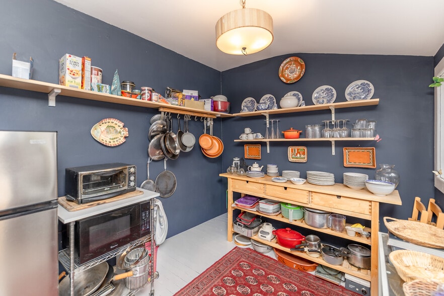 More Photos Of 21 N 2nd St, Easton Storefront Retail Residential For Sale