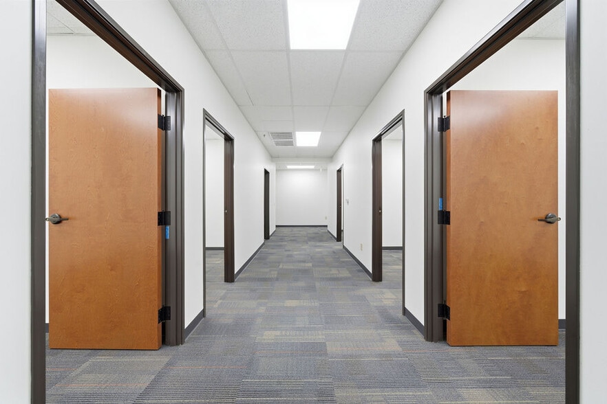 More Photos Of 5500 Mid Cities, Schertz Warehouse For Lease