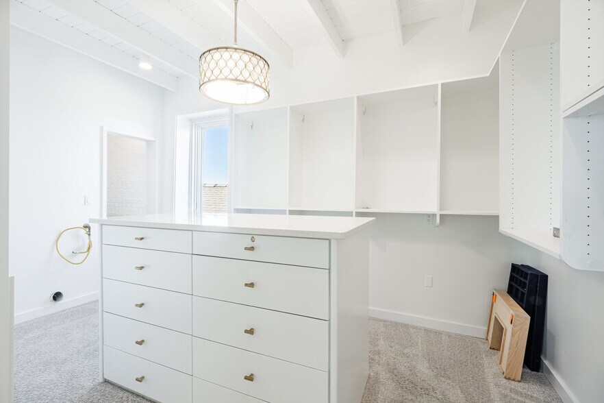 More Photos Of 3157 Tchoupitoulas St, New Orleans Service For Lease