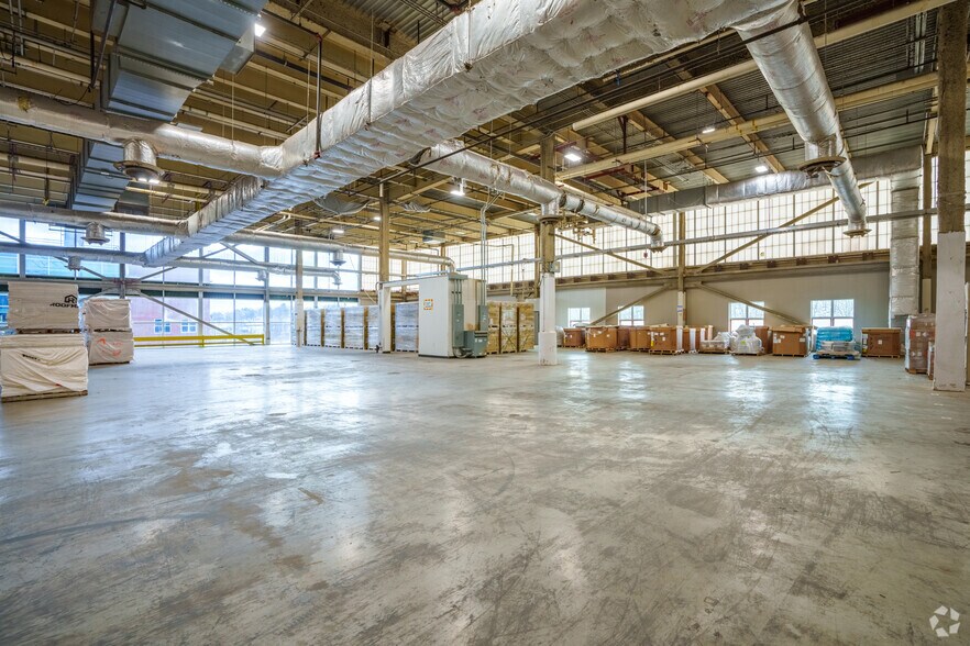 More Photos Of 46 Stafford St, Lawrence Unknown For Lease