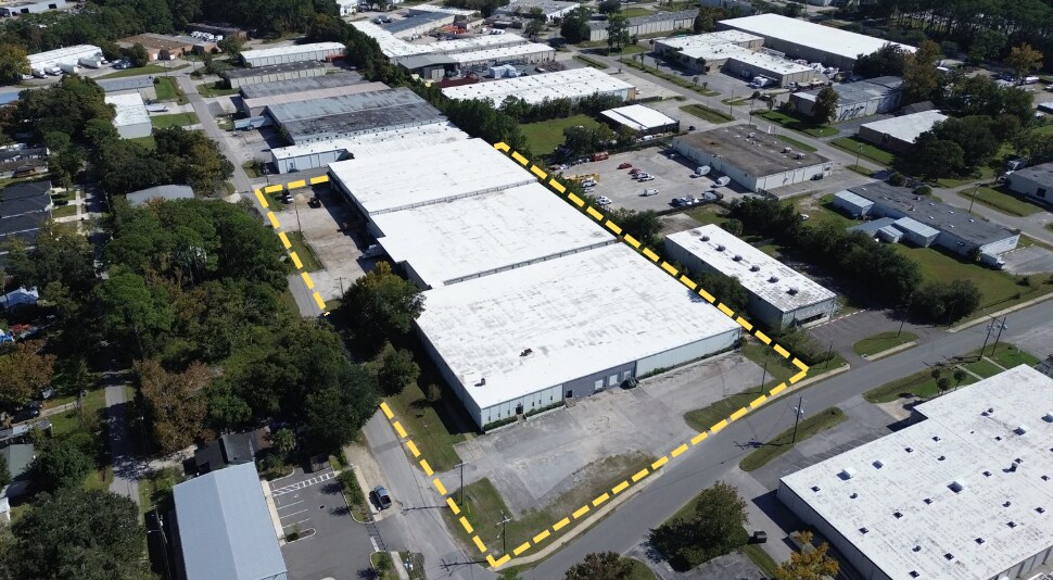 Primary Photo Of 4843 Victor St, Jacksonville Manufacturing For Sale