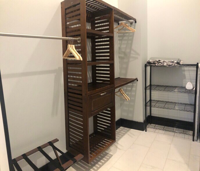 More Photos Of 115 NW 3rd St, Abilene Office Residential For Sale