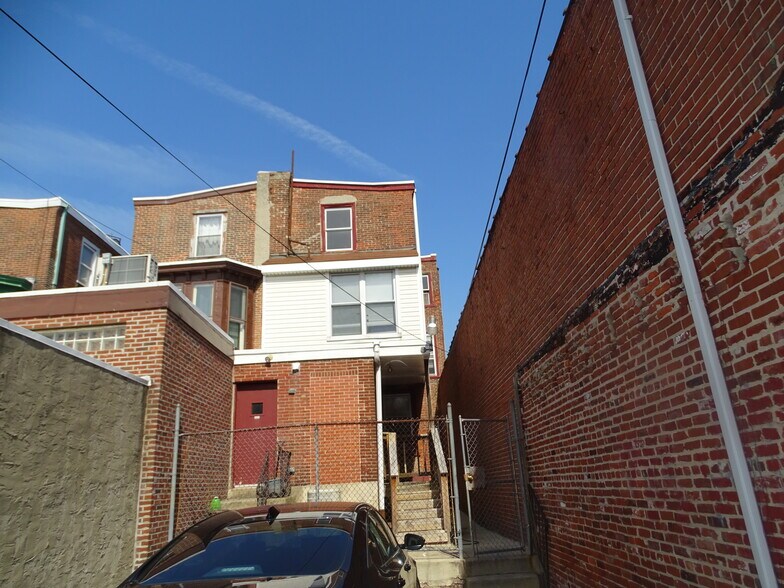 More Photos Of 2804 W Girard Ave, Philadelphia Storefront For Sale