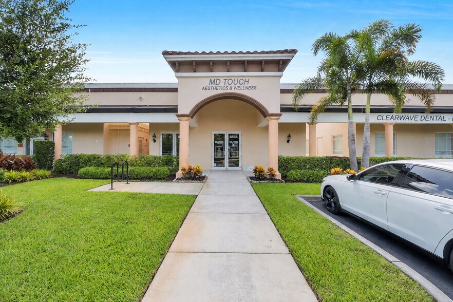 More Photos Of 8882 Royal Palm Blvd, Coral Springs Healthcare For Lease