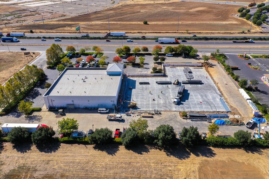 More Photos Of 10299 E Stockton Blvd, Elk Grove Storefront For Lease