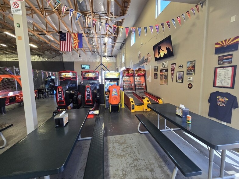 More Photos Of 2555 N Crownpointe Dr, Prescott Valley Freestanding For Sale