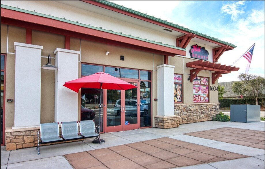 More Photos Of , Santa Maria General Retail For Sale