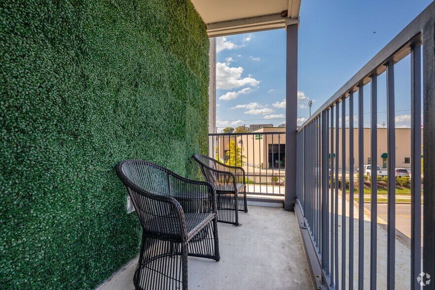 More Photos Of 4040 Travis Dr, Nashville Apartments For Sale