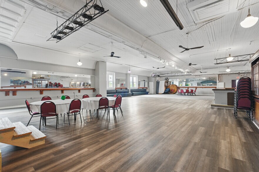 More Photos Of , Cleveland Unknown For Sale