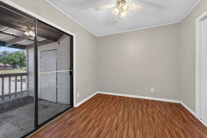 More Photos Of 505 Bub Hayner Rd, Karnack Apartments For Sale