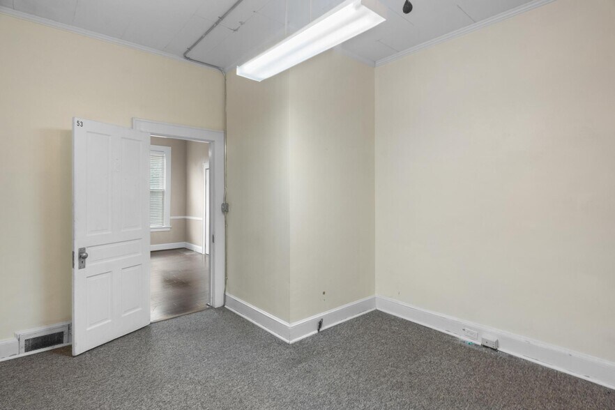 More Photos Of 105 Lancaster St SW, Aiken Loft Creative Space For Lease