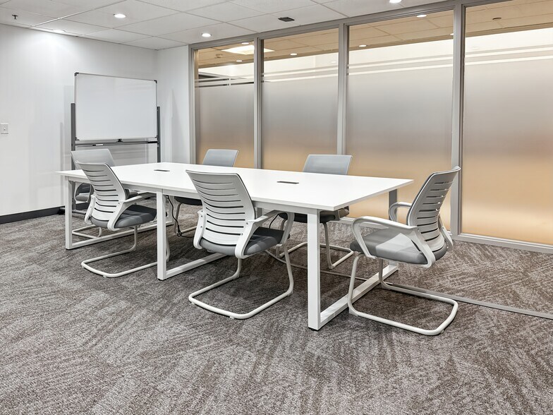 More Photos Of 5000 Cedar Plaza Pky, Saint Louis Coworking Space
