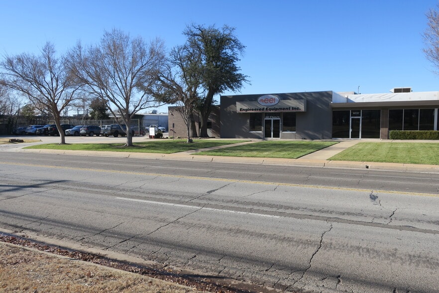 More Photos Of 4601 N Santa Fe Ave, Oklahoma City Distribution For Lease