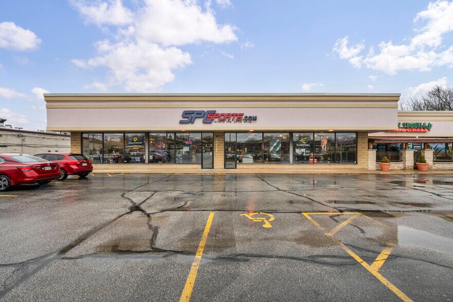 Primary Photo Of 9431 Mentor Ave, Mentor Freestanding For Sale