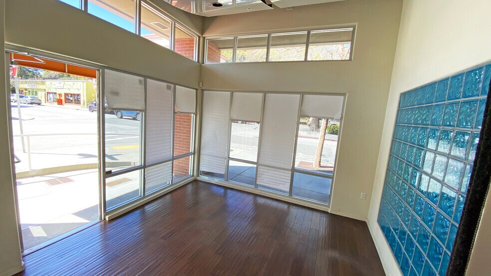 More Photos Of 2030 N Pacific Ave, Santa Cruz Apartments For Sale