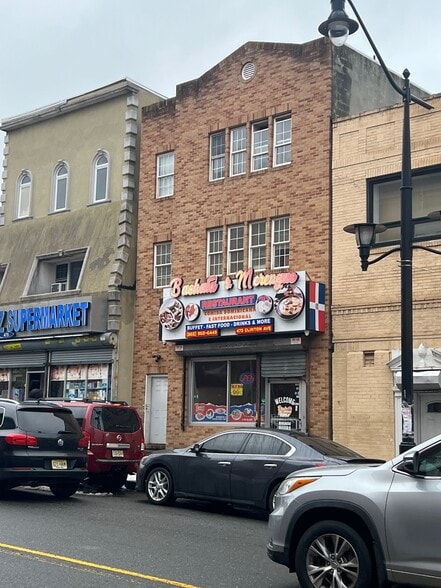 More Photos Of 473 Clinton Ave, Newark Storefront Retail Residential For Sale