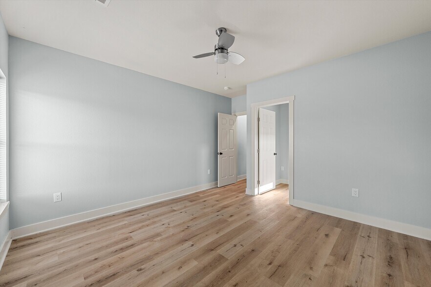 More Photos Of 711 4th St, Eddy Specialty For Sale