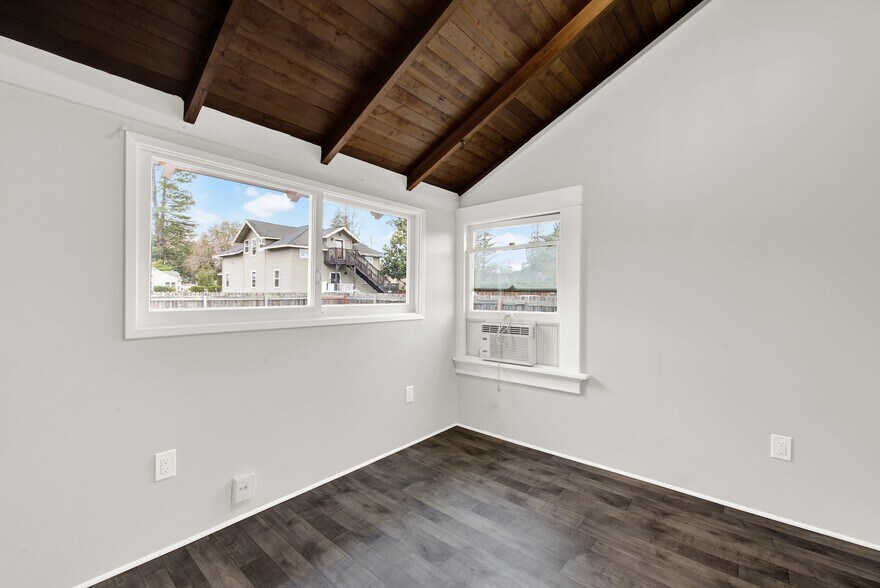 More Photos Of 1763 2nd St, Napa Office Residential For Sale