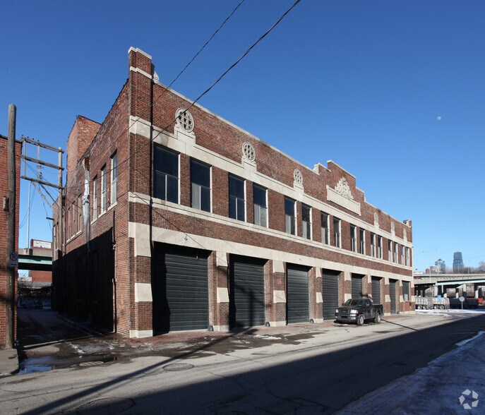 More Photos Of 1500 W 14th St, Kansas City Flex For Sale