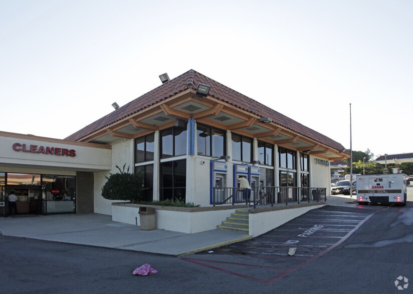 More Photos Of 334 S Diamond Bar Blvd, Diamond Bar Bank For Lease