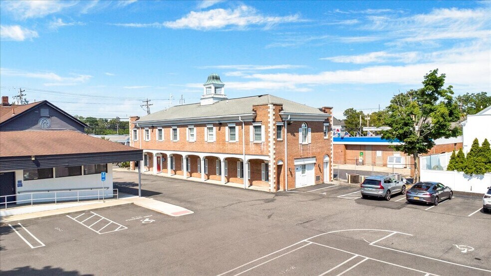 More Photos Of 2119 Post Rd, Fairfield Medical For Sale