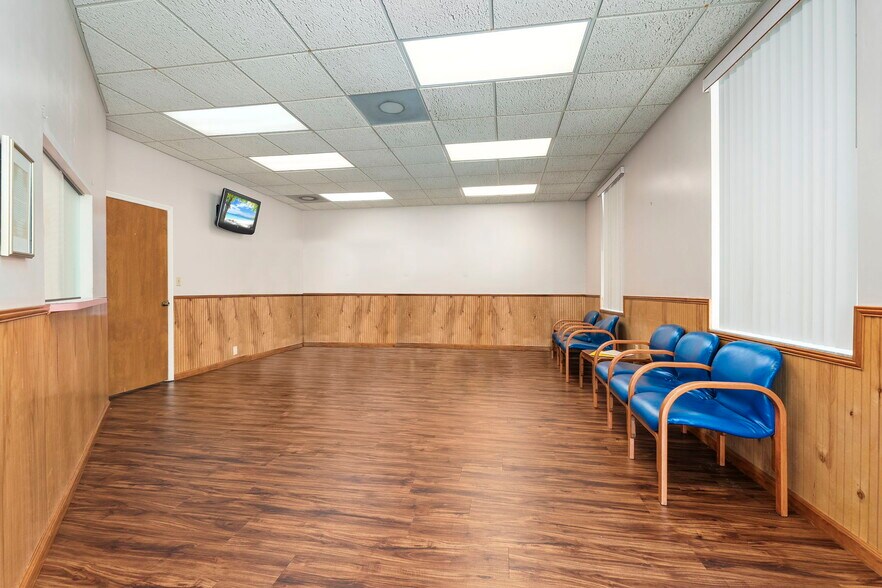 More Photos Of 1801 S 23rd St, Fort Pierce Medical For Sale