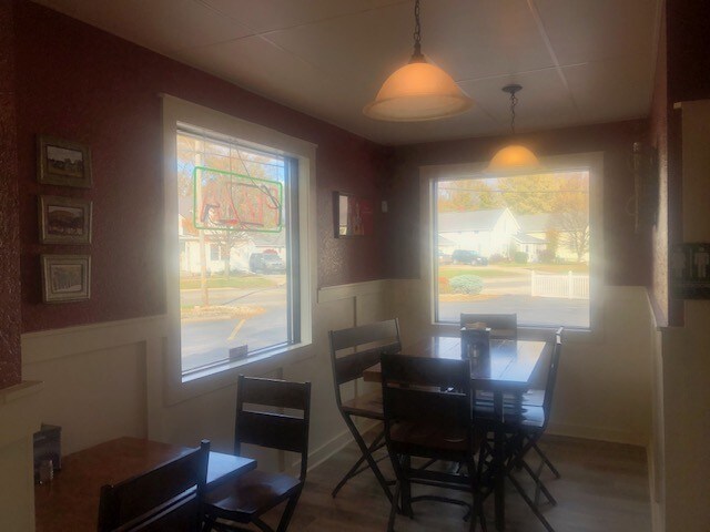 More Photos Of 903 W Market St, Nappanee Restaurant For Sale