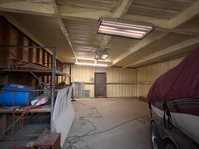 More Photos Of 7680 Highway 67, Comanche Office For Sale