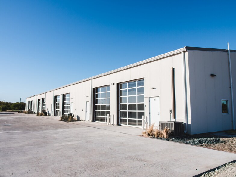 More Photos Of 1019 S Heatherwilde Blvd, Pflugerville Research And Development For Lease