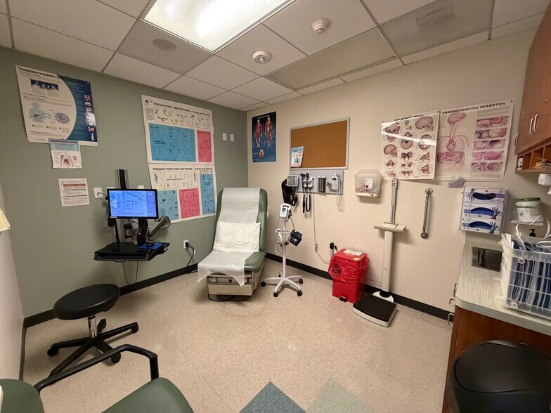 More Photos Of 393-401 S Fair Oaks Ave, Pasadena Medical For Sale