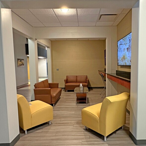 More Photos Of 22915 Commerce Dr, Farmington Warehouse For Sale