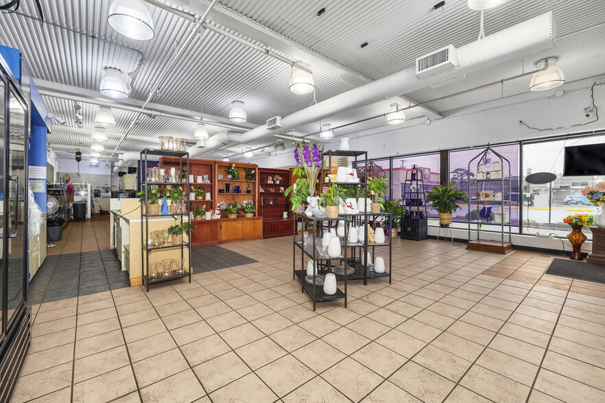 More Photos Of 122 Central Ave, Clark Storefront Retail Office For Sale