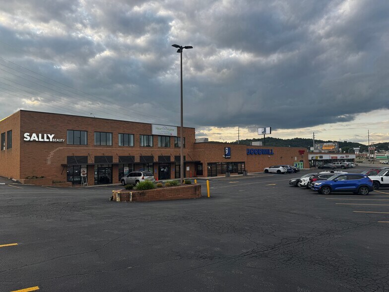 Primary Photo Of 1601-1617 Kanawha Blvd W, Charleston Unknown For Lease