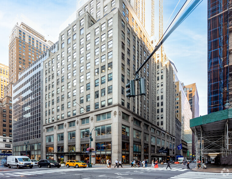 Primary Photo Of 521 Fifth Ave, New York Coworking Space