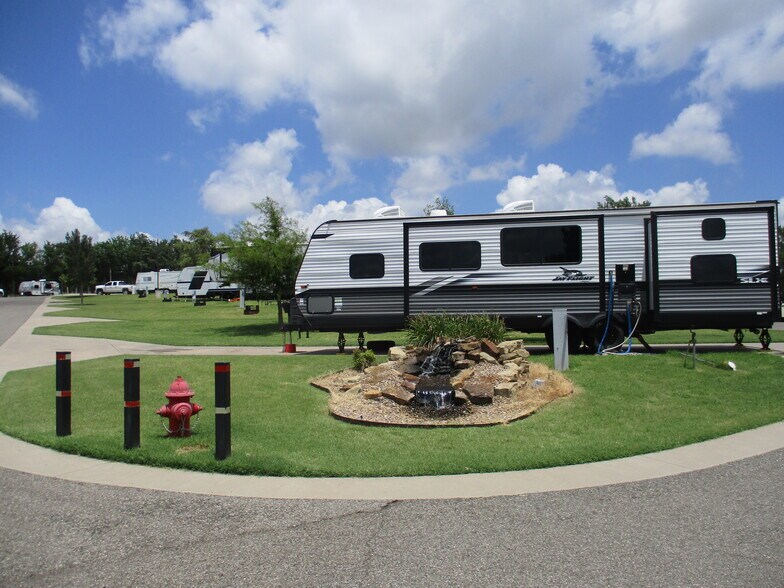 More Photos Of 1038 Airport Rd, Weatherford Manufactured Housing Mobile Home Park For Sale